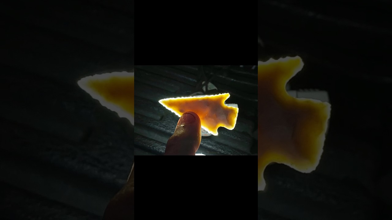 Unbelievable Find !!  Arrowhead 8,500-9,500 years Old