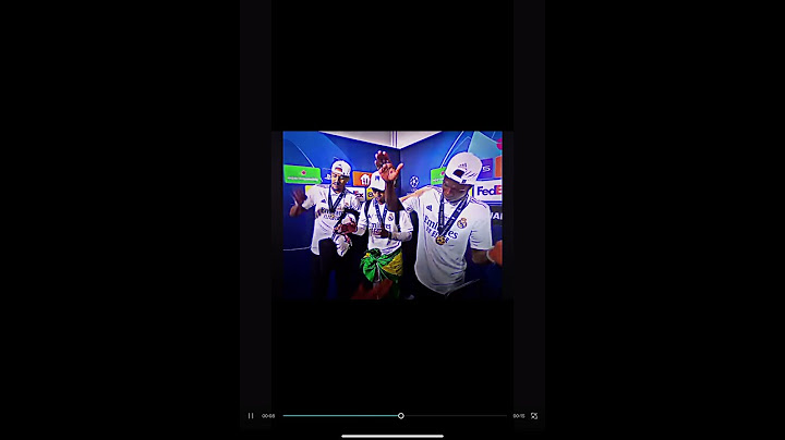 Vini,Rodyrgo, and Militao dance