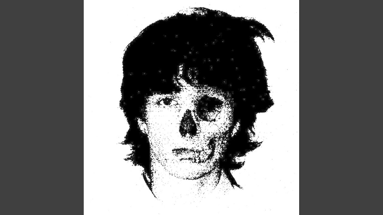 Guarda SKULLFACE su YouTube Guarda SKULLFACE su YouTube