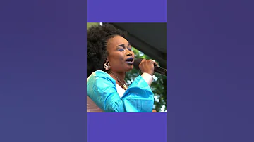 Oumou Sangaré 