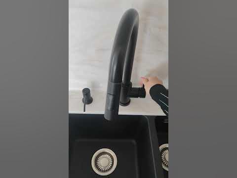 сенсорный смеситель с душем и дозатором. каменная мойка две чашки ...