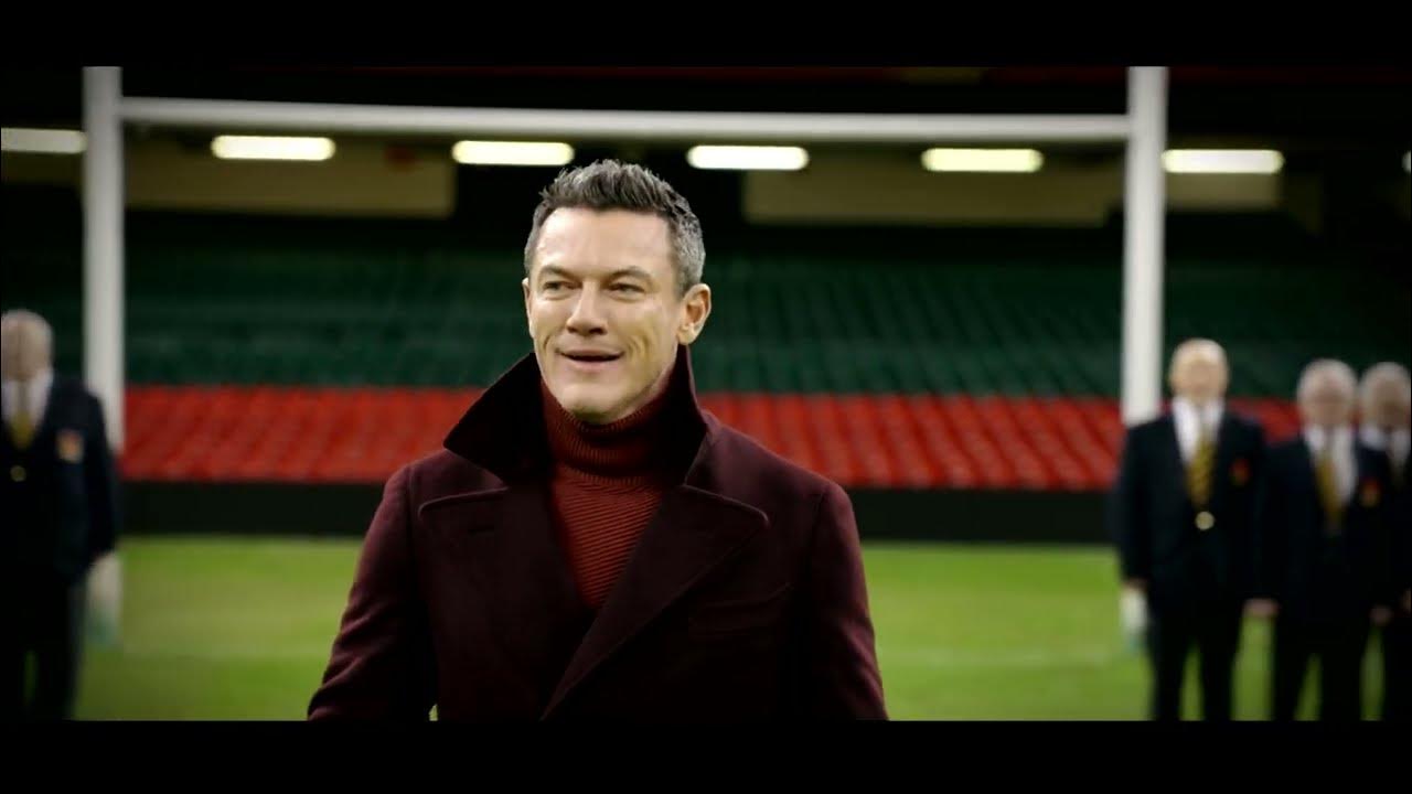 Luke Evans & Treorchy Male Choir _ Calon Lân YouTube