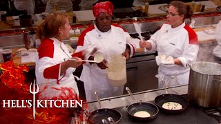 Nedra Struggle To Cook Pancakes | Hell's Kitchen