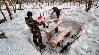 ПРОБИРАЕМСЯ К ЗЕМЛЯНКЕ ПО ГЛУБОКОМУ СНЕГУ- ВОКРУГ КРАСОТА! ГОТОВИМ ЕДУ В КОТЕЛКЕ