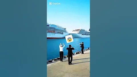Two Cruise Ships Collide Near the Harbor 😨#HarborAccident  #ShipCollision  #CruiseShipCrash