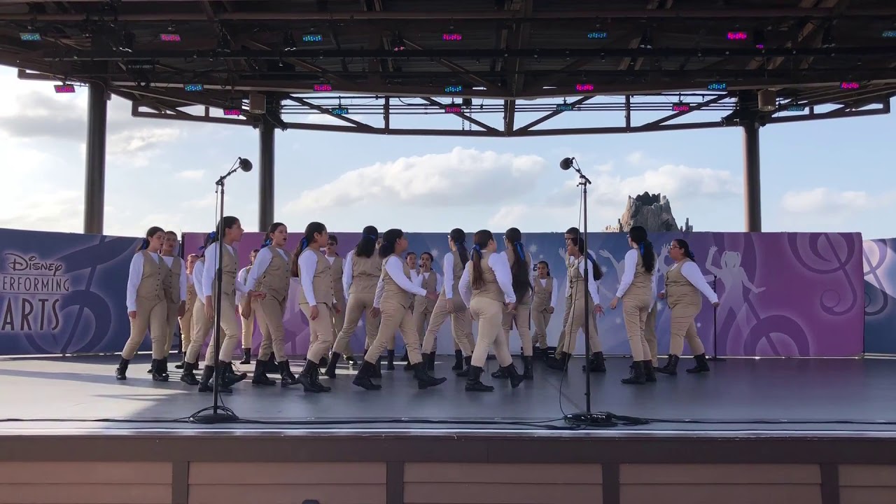 Hialeah Gardens Middle School Chorus Performance - YouTube