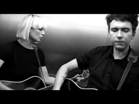 Up Close - The Raveonettes "Bang"