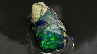Raw Welo Ethiopian Color Jumping Opal Stone