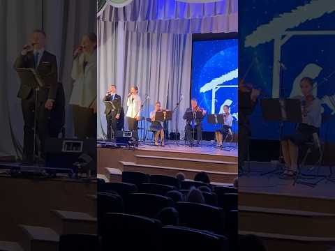 Он родился, чтобы всем нам показать Свою Любовь | Благовестие на Сахалине | Рождественское пение