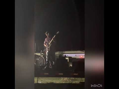 Breakers Roar Whipping Post