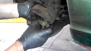 Front brake pad replacement 2000-2005 Hyundai Accent pads rotor Excel Install Remove Replace How to(, 2014-09-14T23:35:29.000Z)
