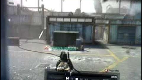Call of duty Black Ops: random spawn  tomahawk kill across the map