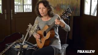 Folk Alley Sessions at 30A: Sarah Lee Guthrie - "Jimmie Brown, the Newsboy"