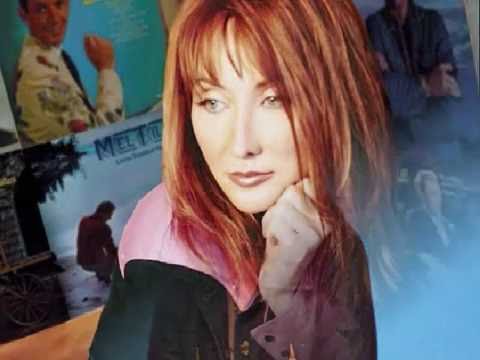 Pam Tillis When You Walk In The Room Youtube