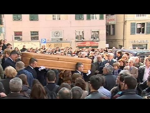 İspanya'daki Otobüs Kazasında ölen İtalyan öğrenciyi Memleketinde Binlerce Kişi Karşıladı