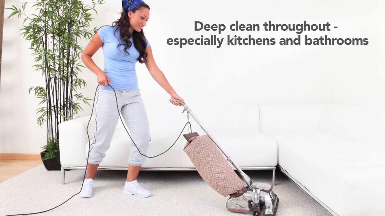 Home vacuum cleaner. Пылесос. Пылесосить ковер. Уборка пылесосом. Клининг пылесос.