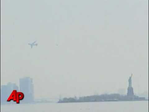 911 Calls: Panic As Planes Flew Over NYC - YouTube