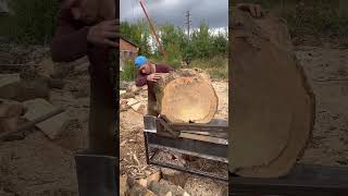 Splitting firewood woodworking #woodworking #chipper #woodchipper #treework #engineering #wood