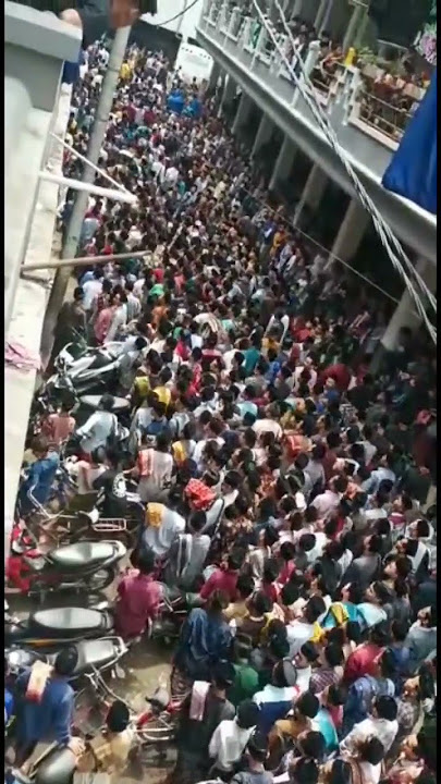 SUASANA SANTRI LIRBOYO SAAT AKAN DAN SELESAI MENGAJI