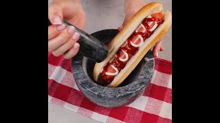 Unusual way to make a hot dog 🌭