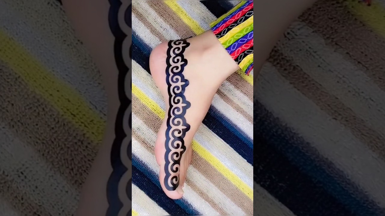 Beautiful sticker mehndi design #shorts
