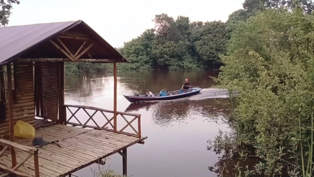 Bermalam di rumah rakit ll bersama bocil mancing ikan lais