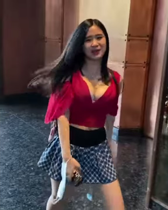 Vania Gemash | Instagram Live