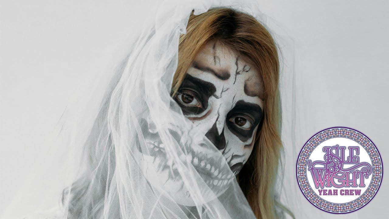 1 Hour Progressive Breaks Set for the Isle of Wight Yeah Crew's Halloween Event