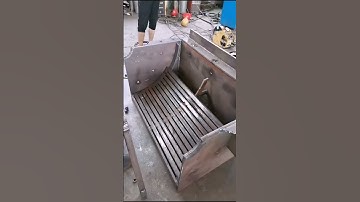 Hammer crusher grates (screen at the bottom) installation to control to out put size #hammercrusher