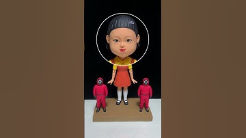 Handmade Clay Bobbleheads Face Squid Game’s Deadly Red Light, Green Light!