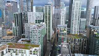 [4K] London Canary Wharf by Drone