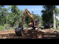 Excavator CAR 312 working with Recycled cars (wow Machine Recycled cars power...) and Hyundai 5T