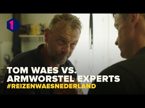 Niet op tv: Tom Waes wordt gevloerd door de Urkse armworstelvereniging | Reizen Waes: Nederland