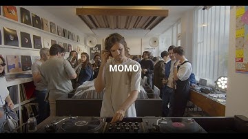 Yoyaku Instore Session with Momo Trosman