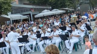 Dunavsko horo (Diko Iliev) -  Bulgarian Navy Brass Band, Varna, 15.08.2016 Resimi