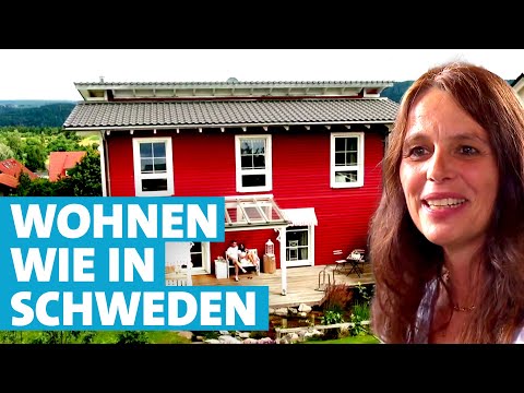 Video: Ein schwedisches Ferienhaus mit einem farbenfrohen Interieur