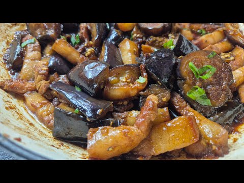 Adobong talong