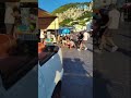 Vergognosa rissa scoppiata nei pressi del porto di Capri  domenica per futili motivi.