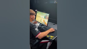 s1mple Warmup Before Official Match – Aim Bots, Handcam & Close Mouse Grip