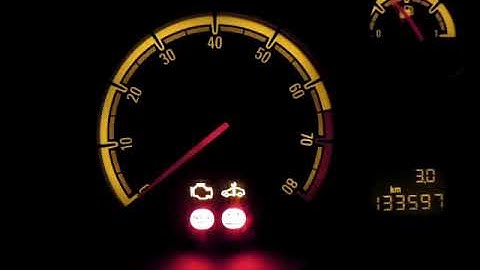 Opel Corsa D "check engine" light blinks DTC error codes