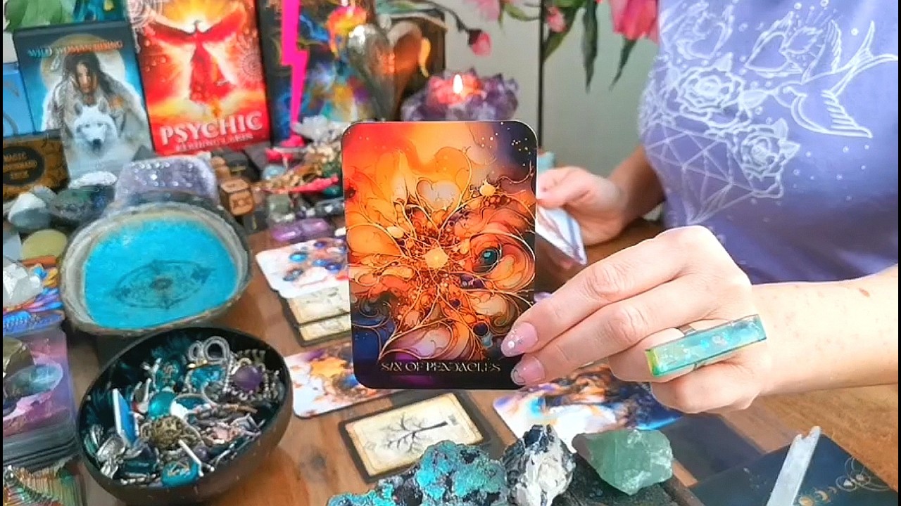 CAPRICORN - "HEART OF GOLD!! NEW PERSON IS WORTHY OF YOUR LOVE!!!" - VALENTINES SINGLES LOVE READING