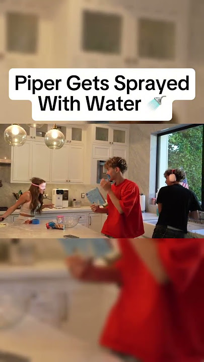 Piper Rockelle Gets Sprayed With Water😱💦