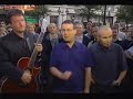 Weekend Watchdog - Glenn Tilbrook & Nik Kershaw busking - BBC1 - 2001-06-15