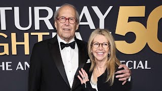 Famous Chevy Chase and His Wife Jayni Reveal the Superpowers of Their 43-Year Marriage: 'The Smell of  Net Worth