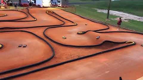 B&T Crestview Track 13.5 4WD Buggy 9.12.20