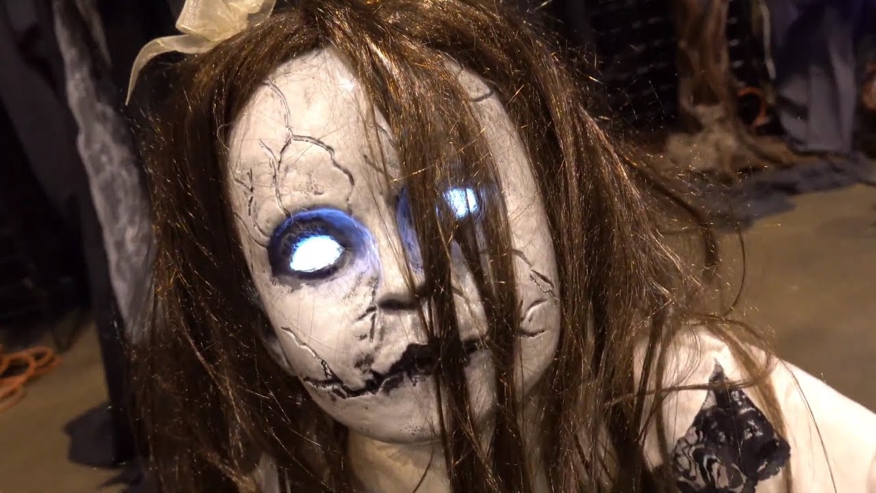 Up Close look at New 2021 Morris Costumes Halloween Animated Props!