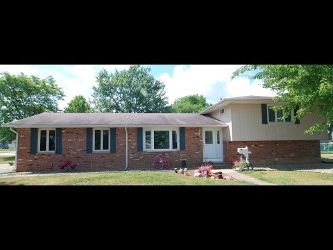 922 Shadylawn Dr, Amherst, OH home video tour