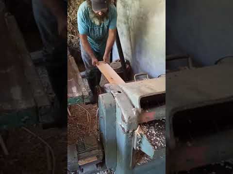 Video: Kendin yap arı kovanı standı
