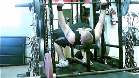 6.6.10 Dynamic Effort Bench Press with Chains