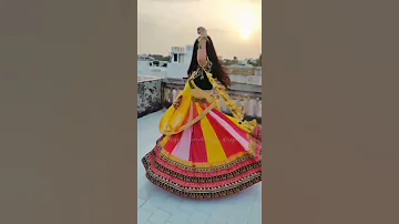 Goomar dance satrangi lehriyo Rajasthani song what's app status Rajasthani status